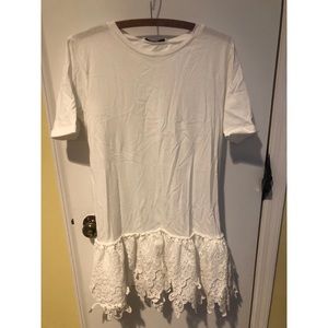 White T-shirt dress with lace